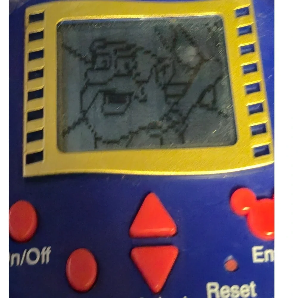 Wonderful World of Disney Trivia Electronic Handheld Game Mickey Mouse Blue 2000